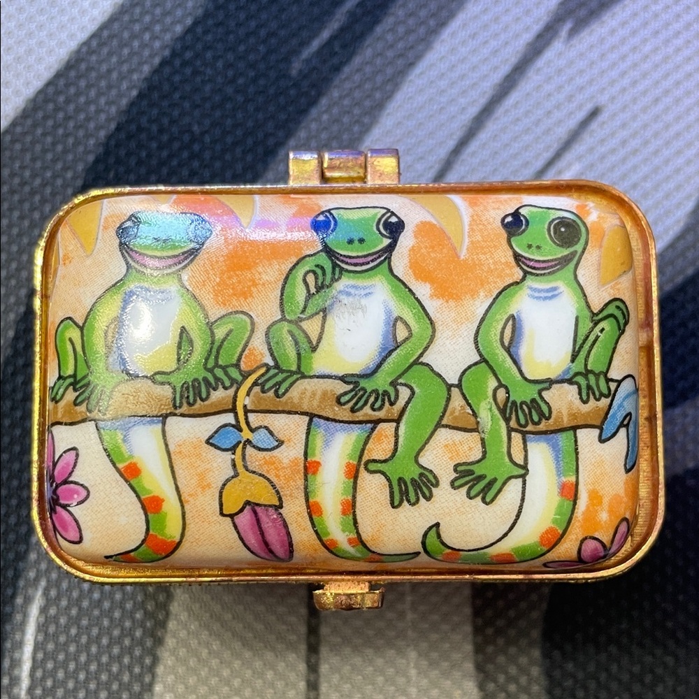 Reptile Trinket Box - Colorful Design - Picture 2 of 3